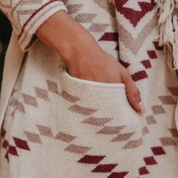 VICI ⭐️NWT Aztec Long CARDIGAN with Fringe - Relaxed Fit (LAST ONE) - Picture 4 of 7